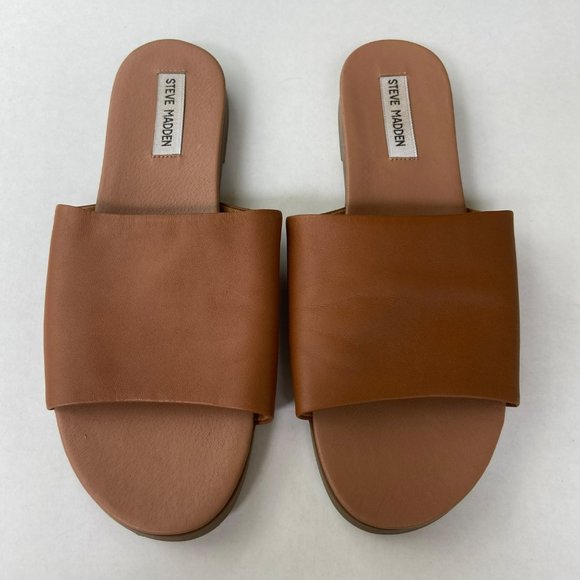 Steve Madden Shoes - Steven Madden Karolyn Sandals Tan Flats slip on Slide Shoes Size 10M